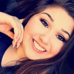 Meet your Posher, Maia